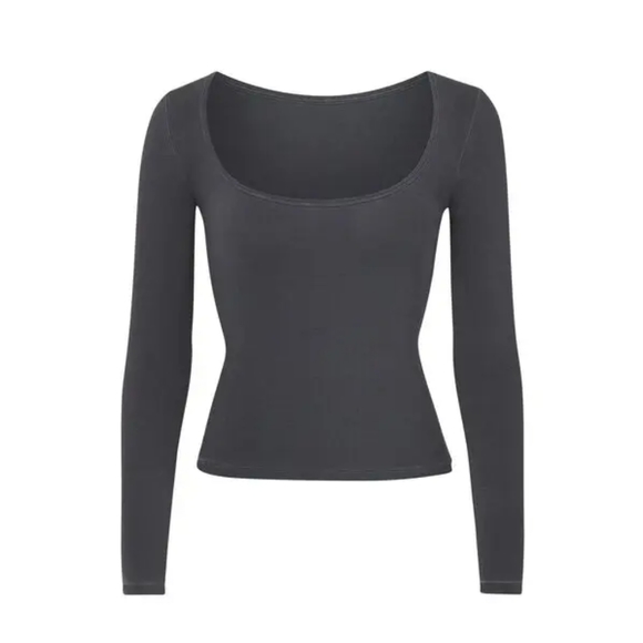 SKIMS Tops - NWT SKIMS NEW VINTAGE SCOOP NECK LONG SLEEVE TSHIRT IN ASH SIZE SMALL